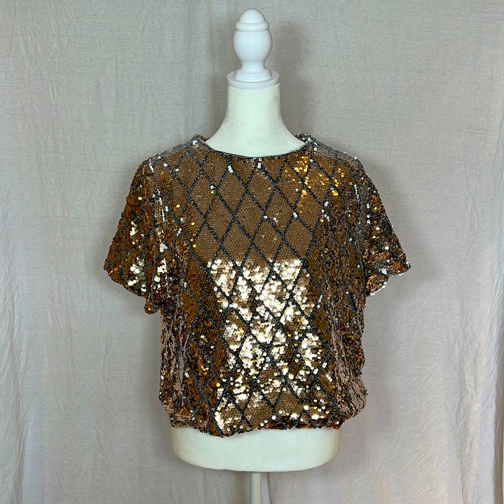 Sparkle Sequin Gold Crop Top Size Medium, fits like loose size S.